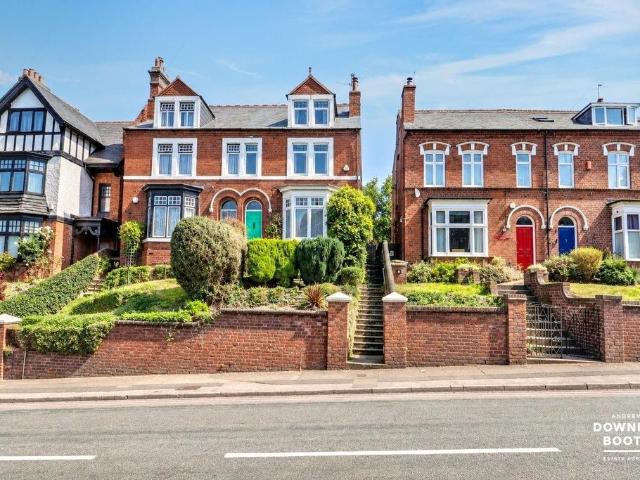 4 bedroom townhouse for sale