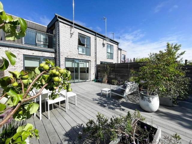 4 bedroom townhouse for sale