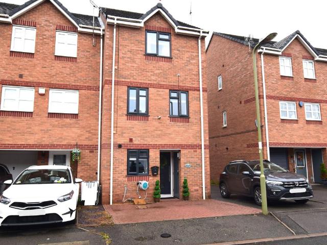 4 bedroom townhouse for sale