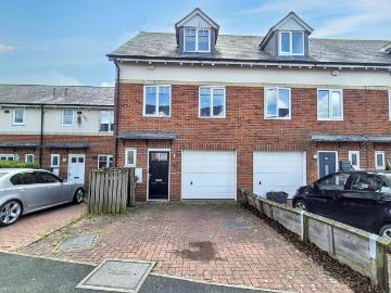 4 bedroom townhouse for sale