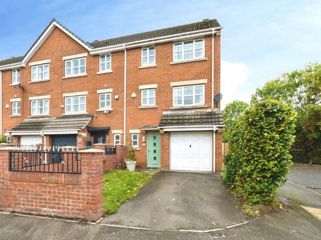 4 bedroom townhouse for sale