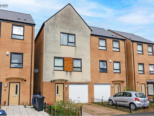 4 bedroom townhouse for sale