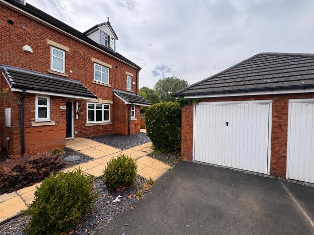 4 bedroom townhouse for sale