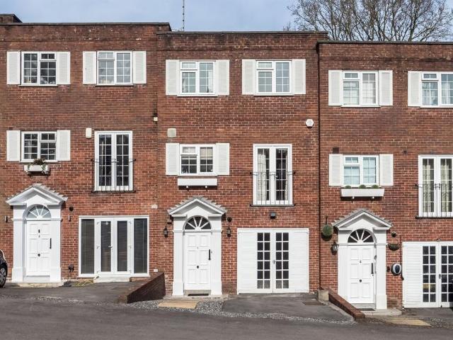 4 bedroom townhouse for sale