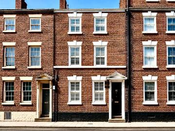 4 bedroom townhouse for sale