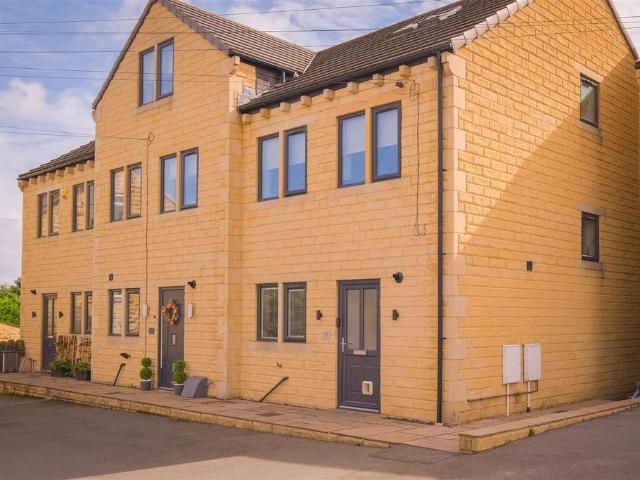 4 bedroom townhouse for sale