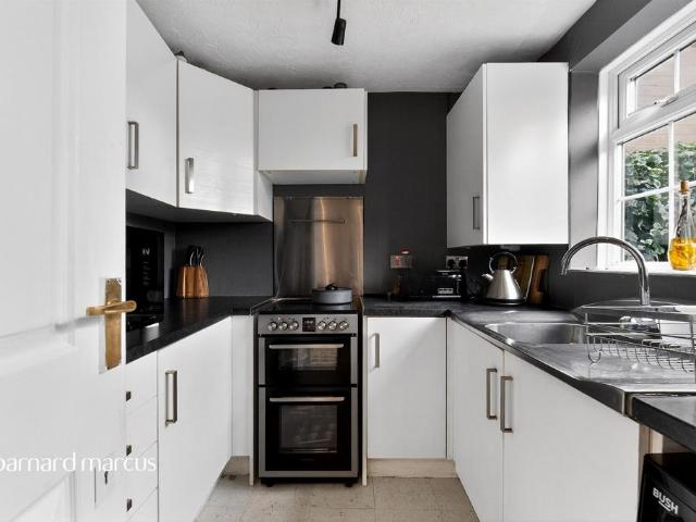 4 bedroom townhouse for sale