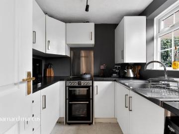 4 bedroom townhouse for sale