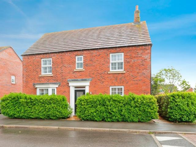 4 bedroom townhouse for sale