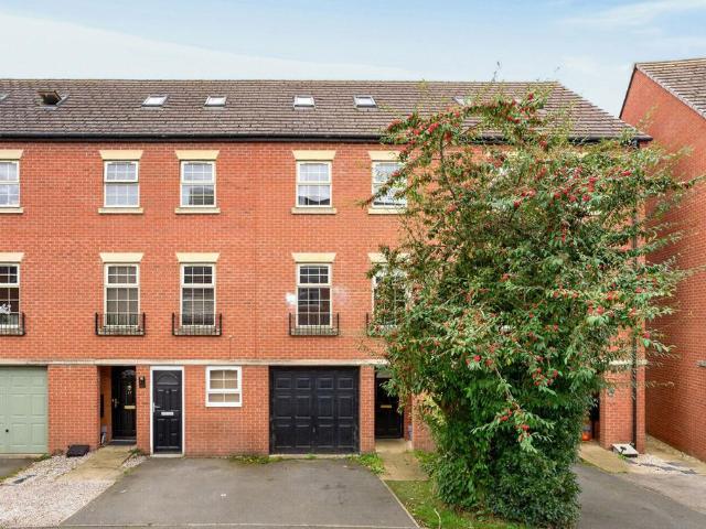 4 bedroom townhouse for sale