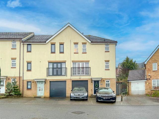 4 bedroom townhouse for sale