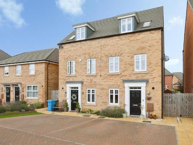4 bedroom townhouse for sale