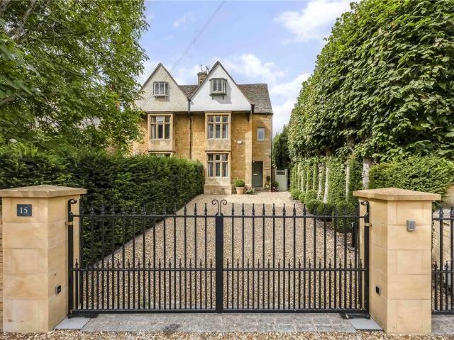4 bedroom townhouse for sale