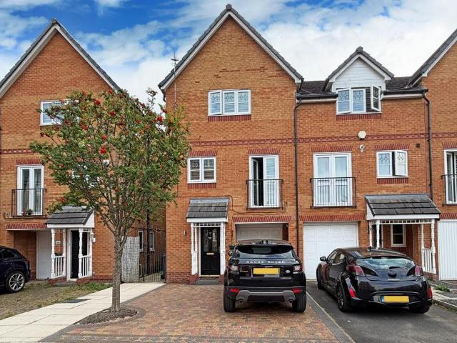 4 bedroom townhouse for sale