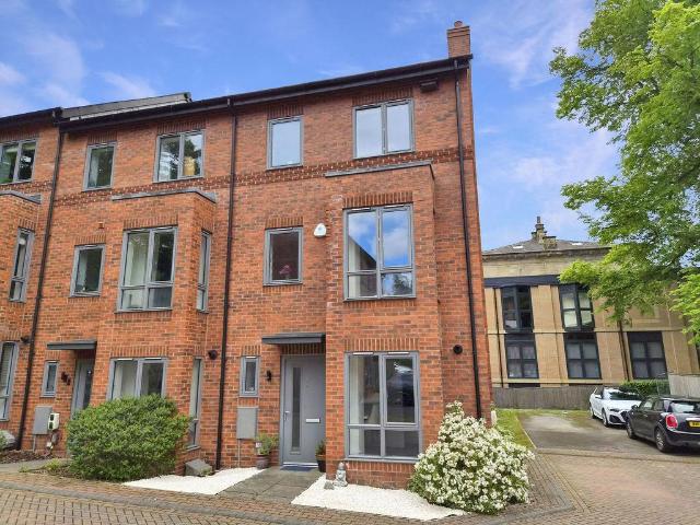 4 bedroom townhouse for sale