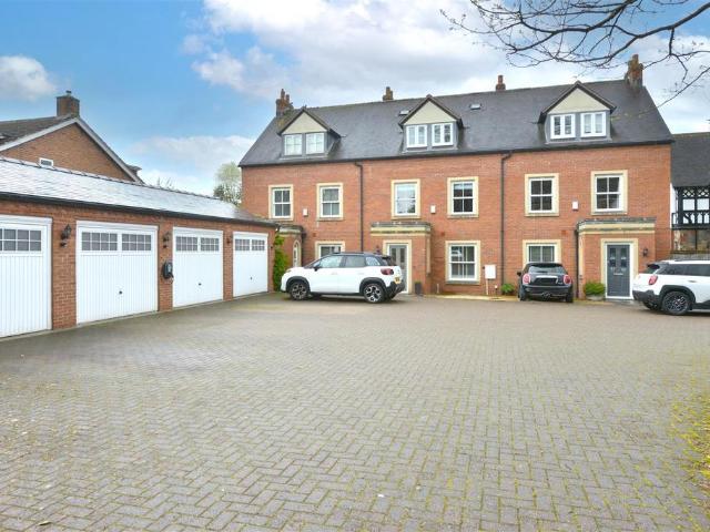 4 bedroom townhouse for sale