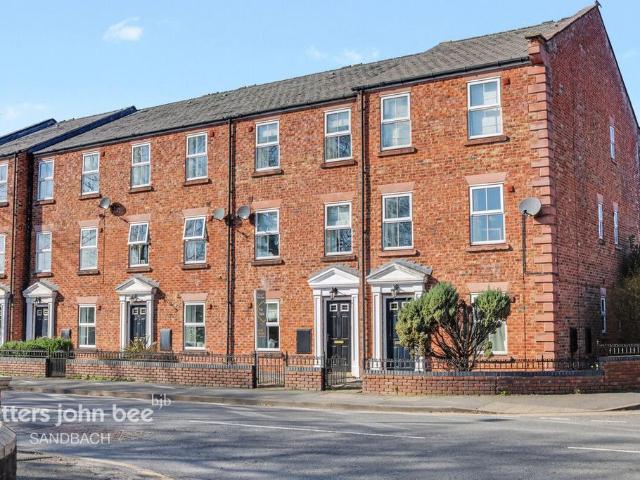 4 bedroom townhouse for sale