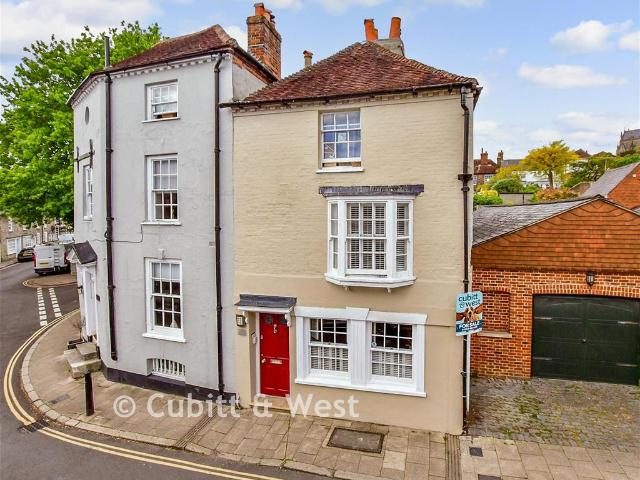 4 bedroom townhouse for sale