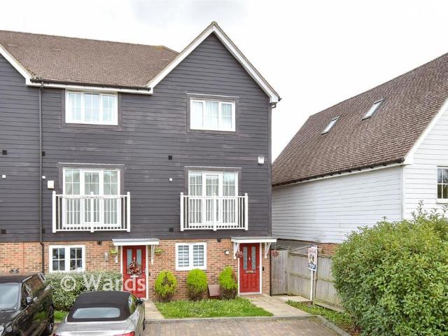 4 bedroom townhouse for sale