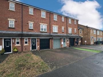 4 bedroom townhouse for sale