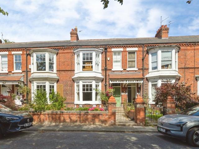4 bedroom townhouse for sale