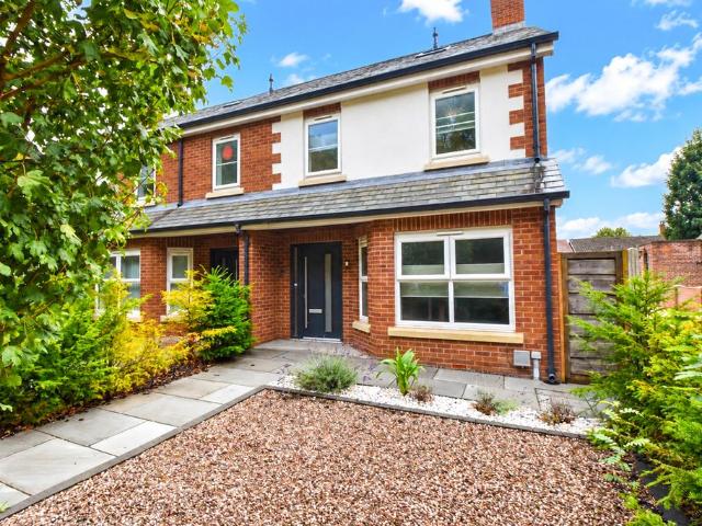 4 bedroom townhouse for sale