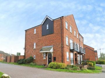 4 bedroom townhouse for sale
