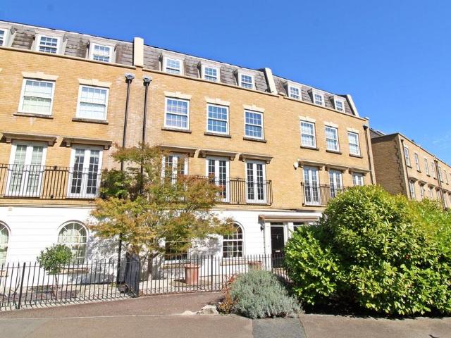 4 bedroom townhouse for sale