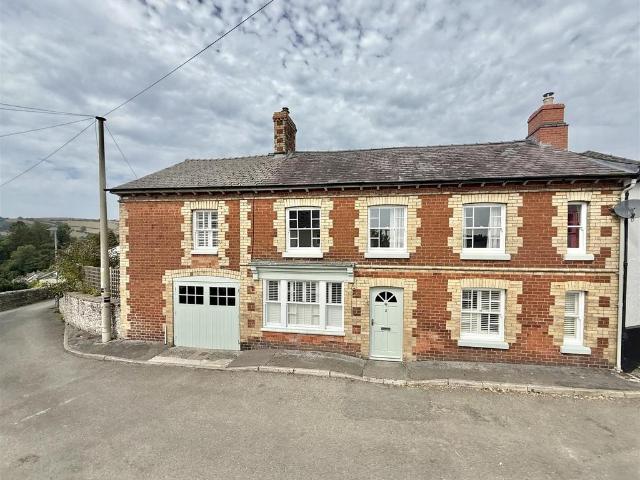 4 bedroom townhouse for sale