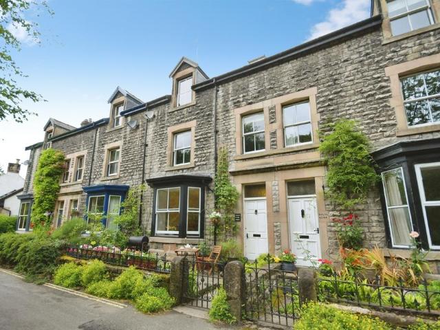 4 bedroom townhouse for sale