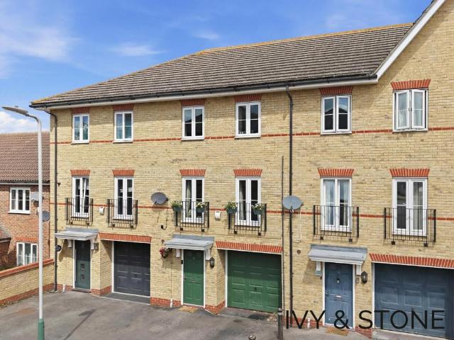 4 bedroom townhouse for sale