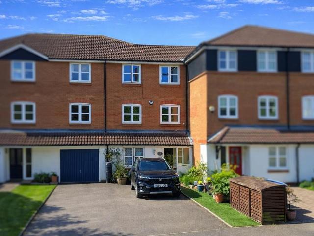 4 bedroom townhouse for sale