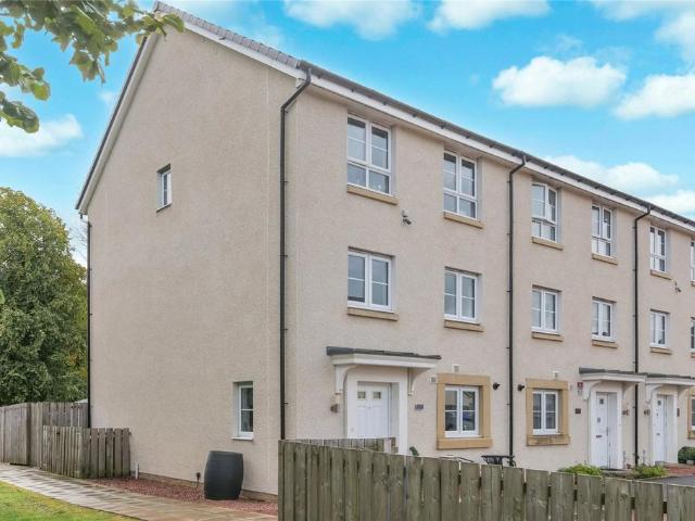 4 bedroom townhouse for sale