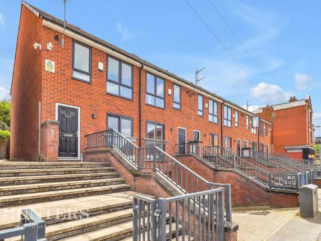 4 bedroom townhouse for sale
