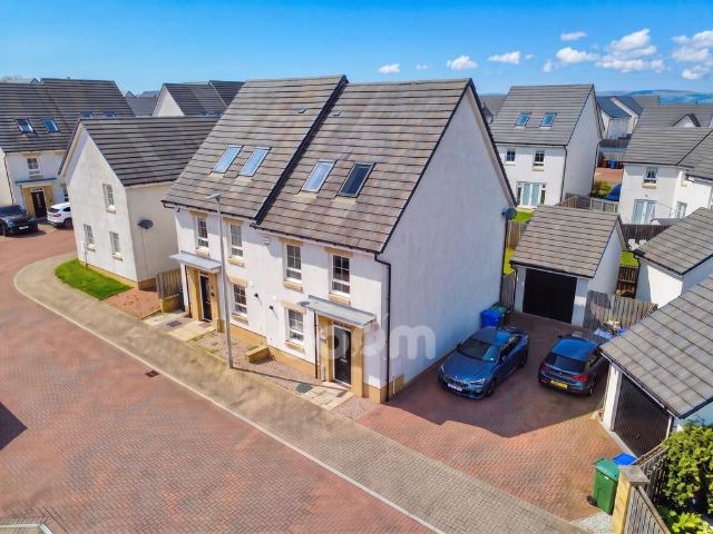 4 bedroom townhouse for sale