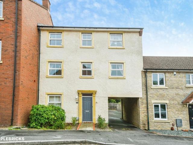 4 bedroom townhouse for sale