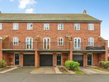 4 bedroom townhouse for sale