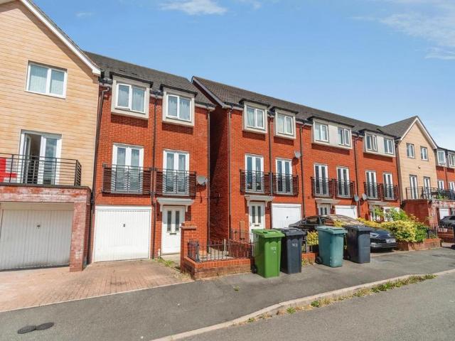 4 bedroom townhouse for sale