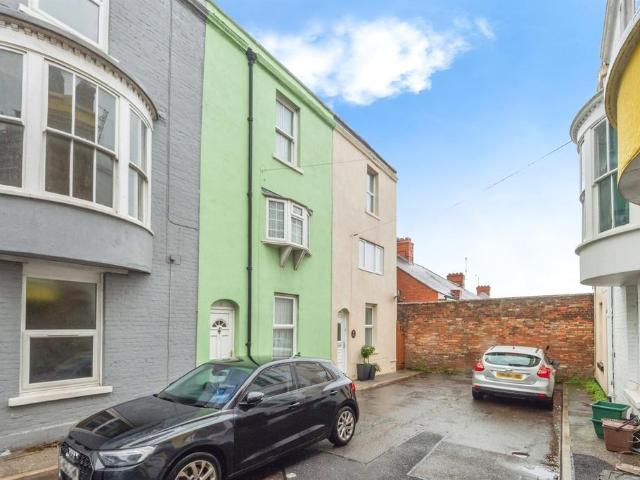 4 bedroom townhouse for sale