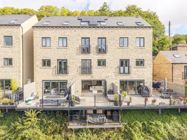 4 bedroom townhouse for sale