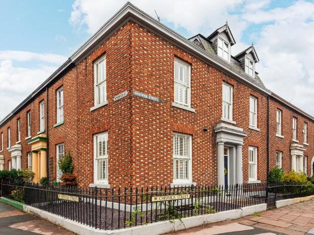 4 bedroom townhouse for sale
