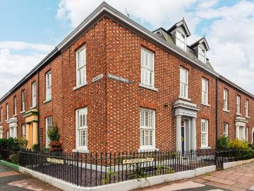 4 bedroom townhouse for sale