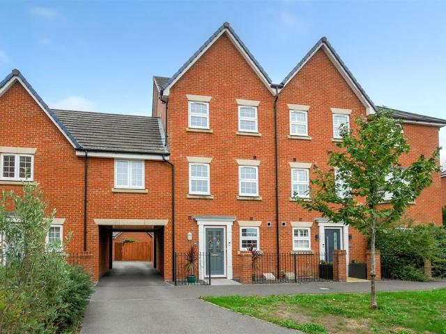 4 bedroom townhouse for sale