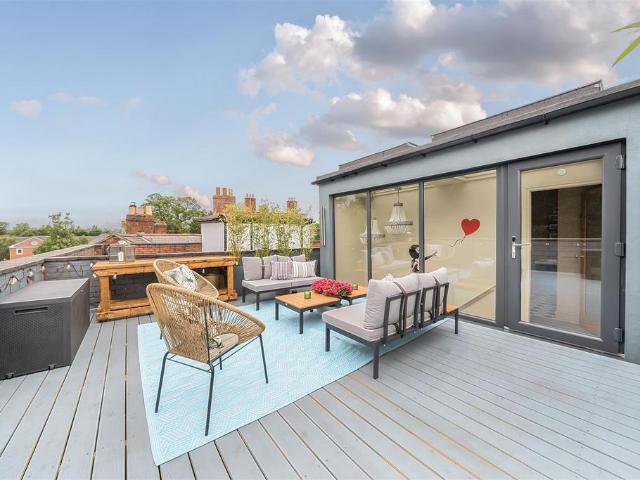 4 bedroom townhouse for sale