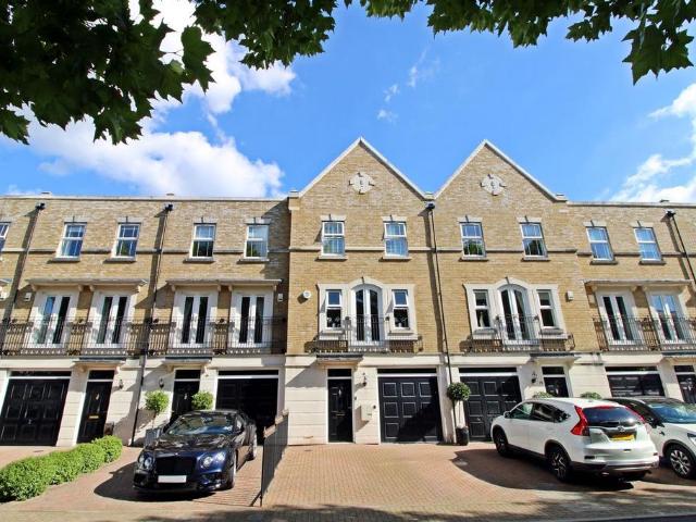 4 bedroom townhouse for sale