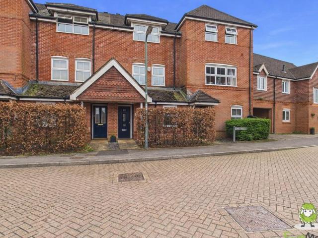 4 bedroom townhouse for sale