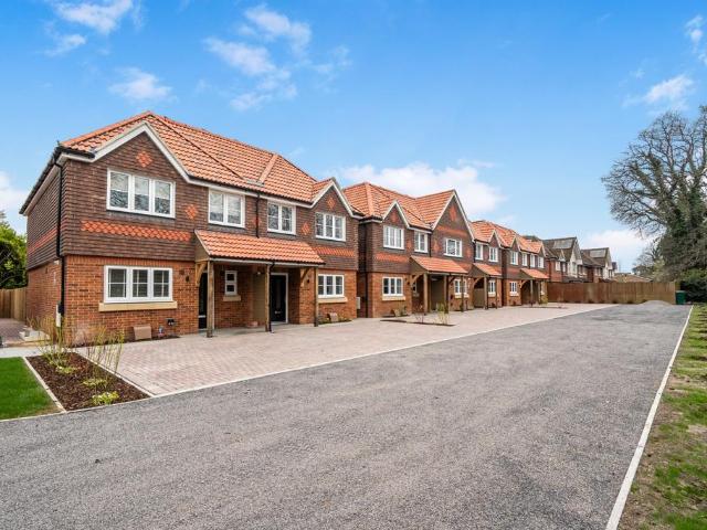 4 bedroom townhouse for sale