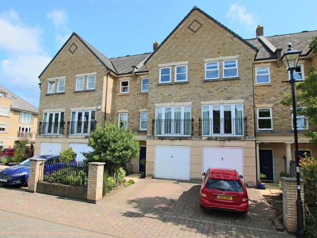 4 bedroom townhouse for sale