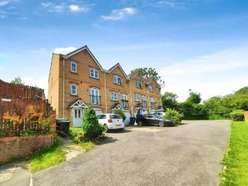 4 bedroom townhouse for sale