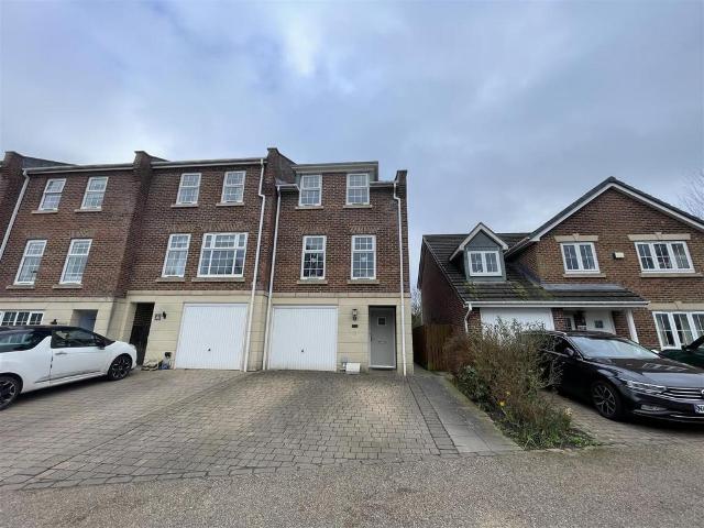 4 bedroom house for sale